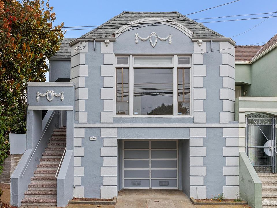 1st image of 2532 Cabrillo St