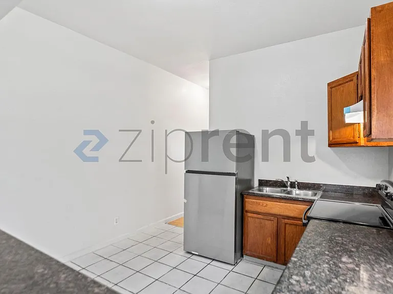 3312 Adeline St — Photo 13