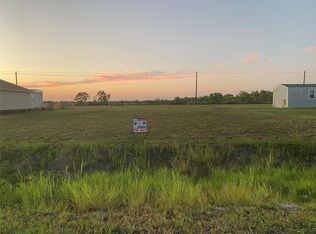 8510 Los Robles Ave, Alvin, TX 77511