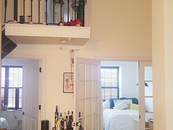 3rd image of 641 Driggs Ave #82G