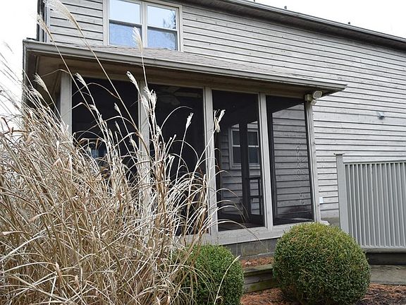 2nd image of 497 Newford Dr