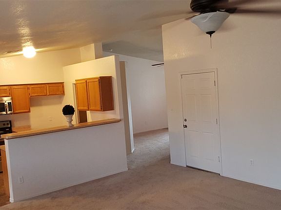 4th image of 6215 E 43rd Pl