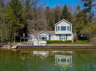 13050 Bluff Rd, Traverse City, MI 49686