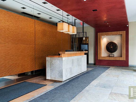 5th image of 85 Adams St APT 8C
