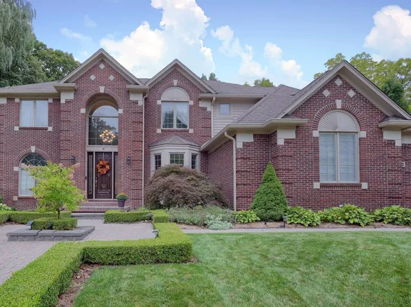 3223 Oxford W, Auburn Hills, MI 48326