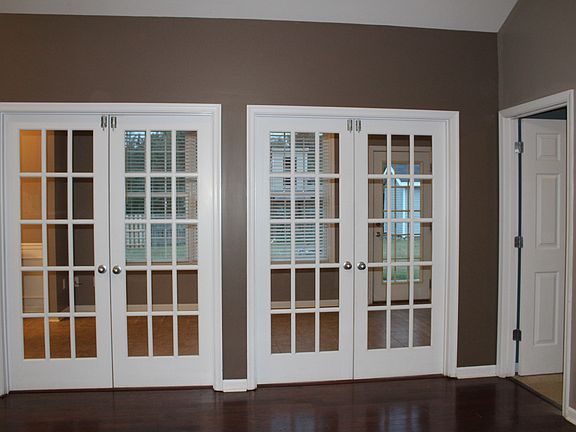 4th image of 427 Stoney Run Dr