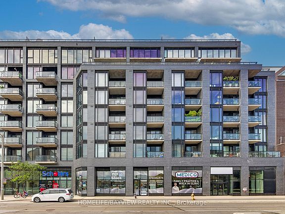 3rd image of 7 Smith Cres #609