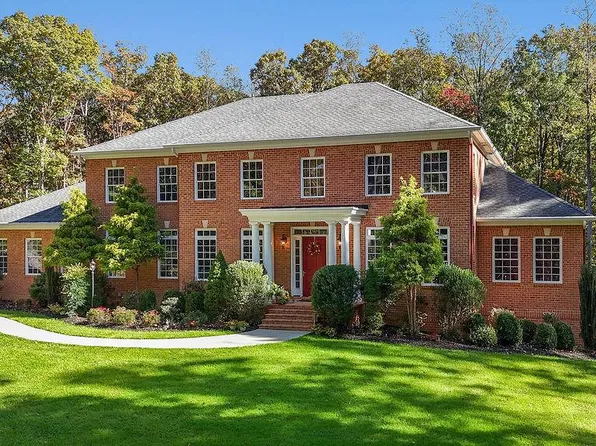 13611 Kalmbacks Mill Dr, Fredericksburg, VA 22407