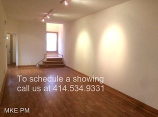 320 N 36th St, Milwaukee, WI 53208