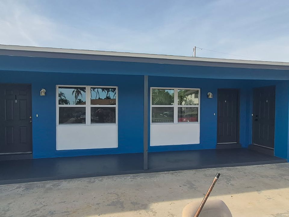 1st image of 605 SE 46th Ln #D