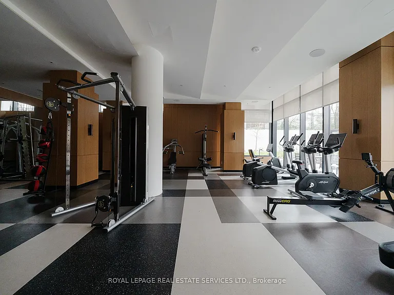 60 Central Park Dr #1207 — Photo 26