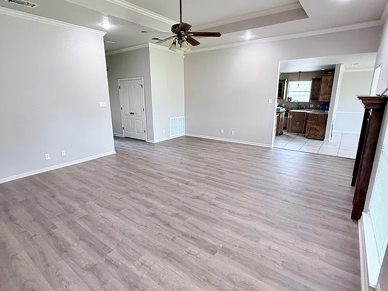 2708 Hydrangea Ave — Photo 7