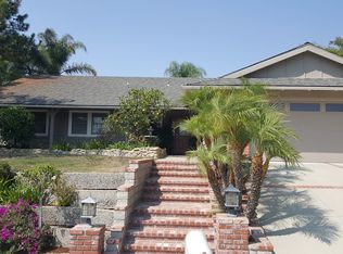 889 E Calle Contento, Thousand Oaks, CA 91360