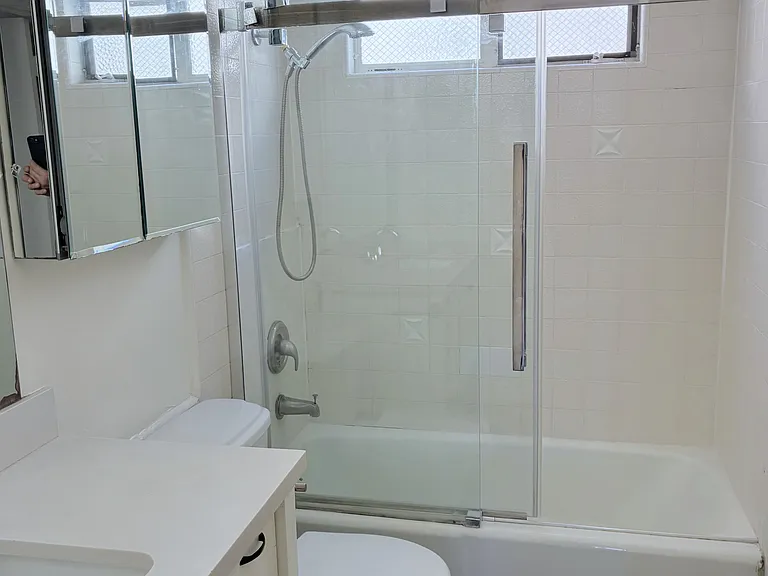 1015 E Lomita Ave #2 — Photo 12