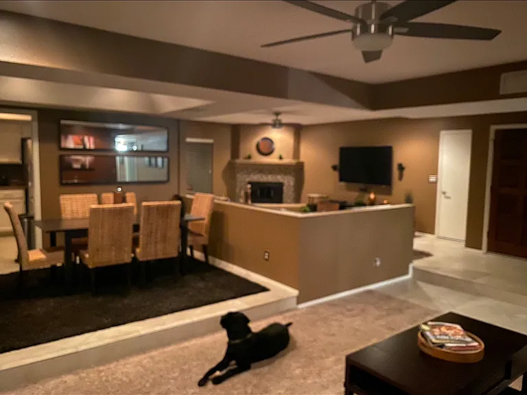 E Acoma Dr — Photo 4