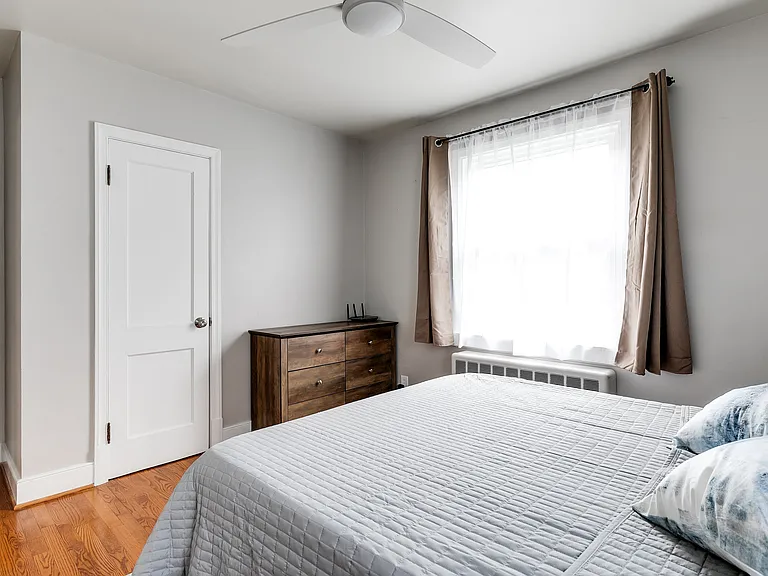 2424 Wedgewood Ave — Photo 17