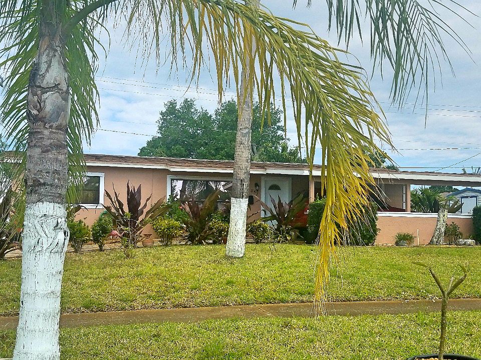 857 Ixora Drive