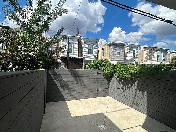 4th image of 2436 N Reese St