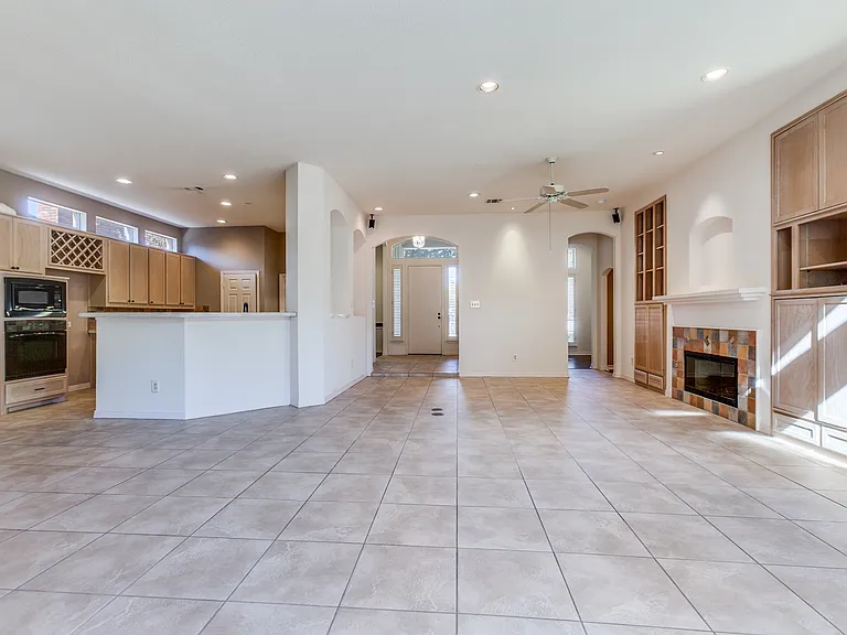 4004 Winter Park Ln — Photo 7