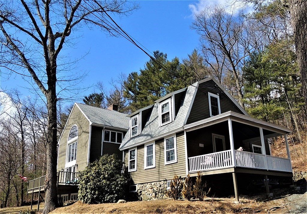 47 Lake St, Middleton, MA 01949 Zillow