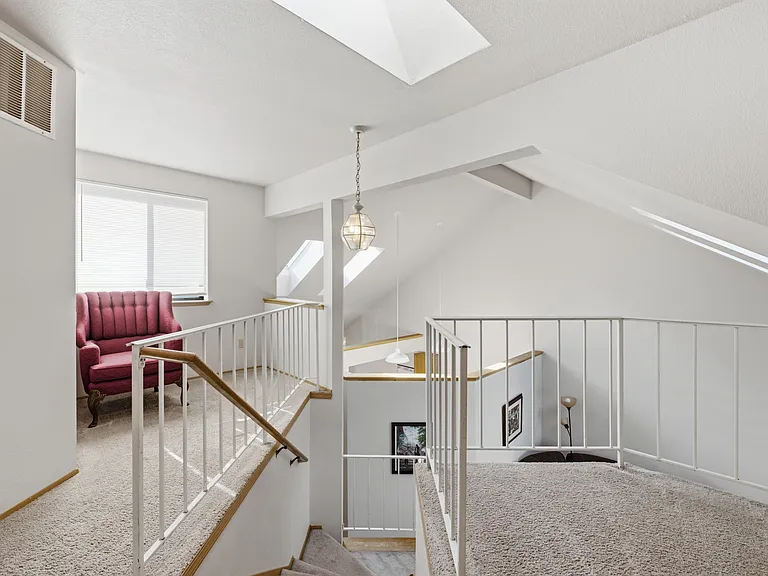627 Shannon St — Photo 14