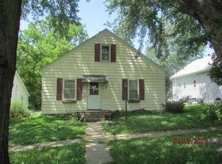 903 Maple St, Atlantic, IA 50022