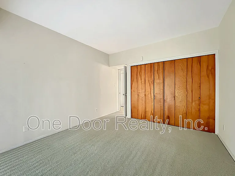 609 Indian Springs Ct — Photo 29