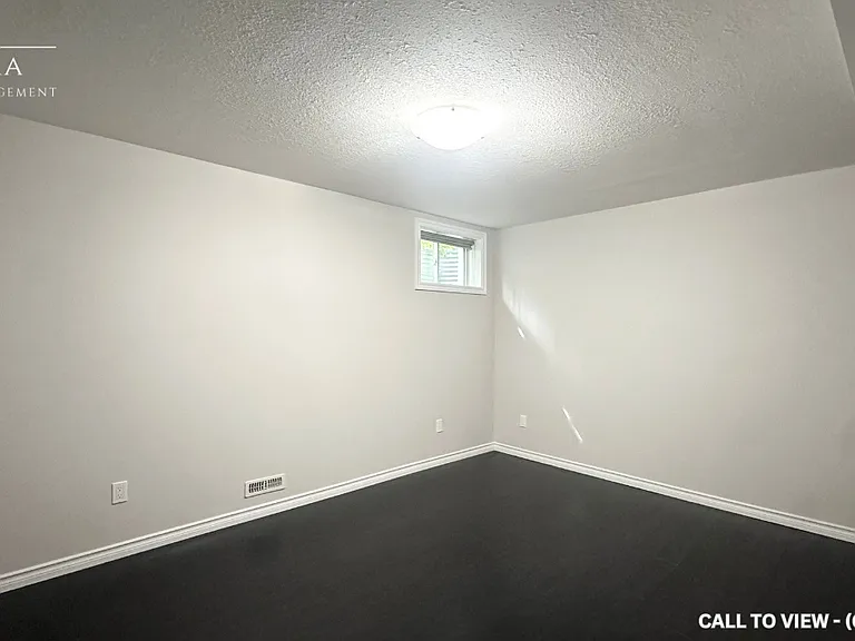 1565 Mickleborough Ct #1565 — Photo 18