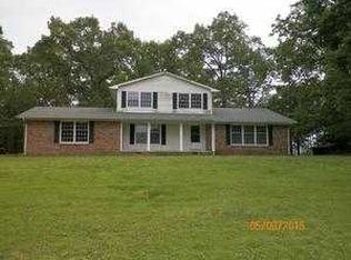 72 Horseshoe Bnd, Leoma, TN 38468
