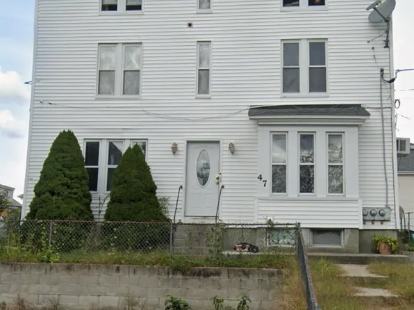 47 Cooper St Floor 3, Pawtucket, RI 02860