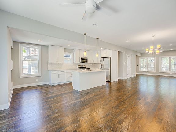 4th image of 4536 N Kostner Ave