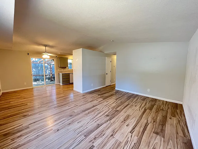 8456 SE 75th Pl — Photo 5
