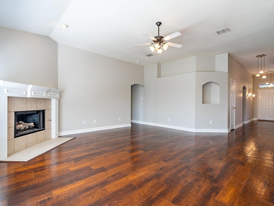 1st image of 1404 Elyza Ct