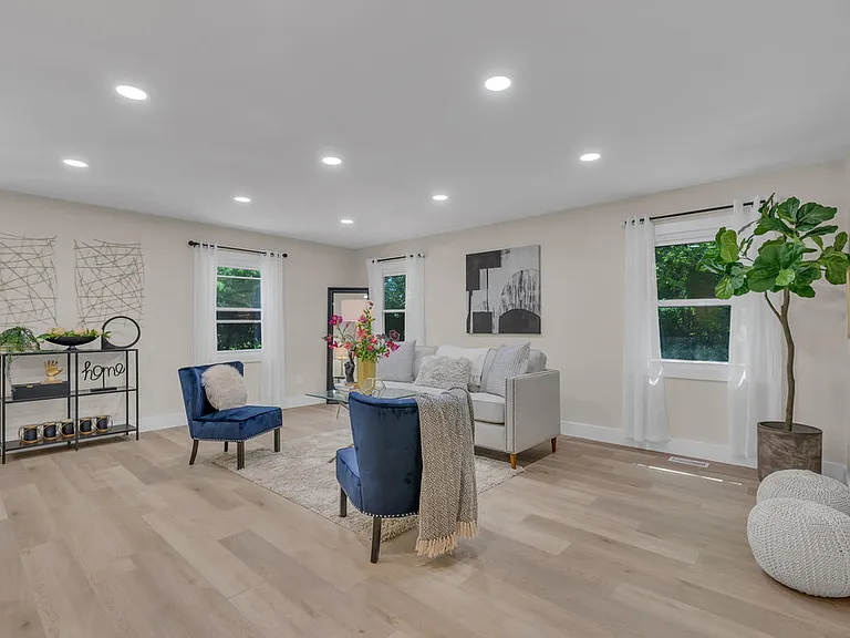 4 Twig Ct — Photo 34