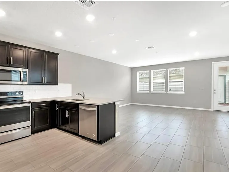 14463 Sapelo Beach Dr — Photo 2