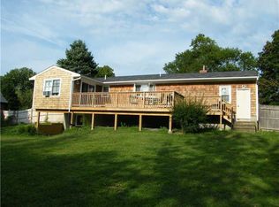 181 Wolcott Ave, Middletown, RI 02842