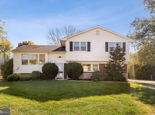 466 S Arthur Dr, Beverly, NJ 08010