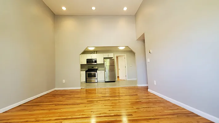 Rented by Compass | media 3