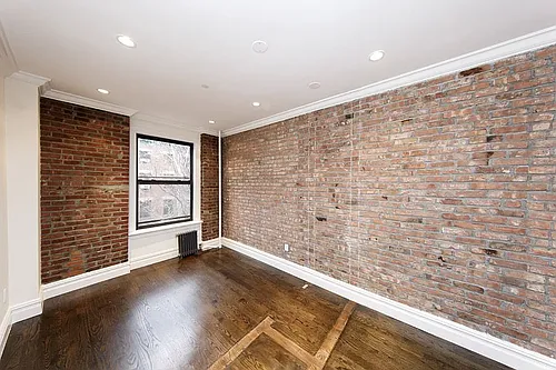 39 E 7th St #7 Photo 1