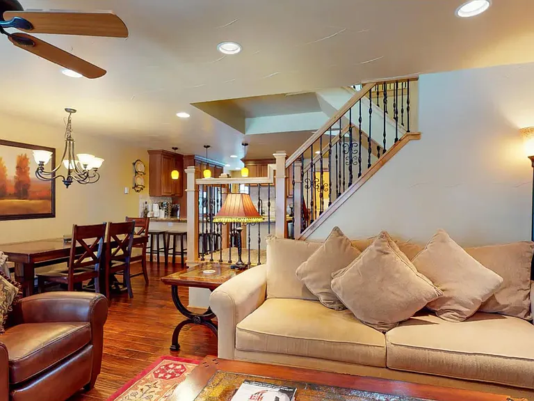 4192 Spruce Way #204 — Photo 4