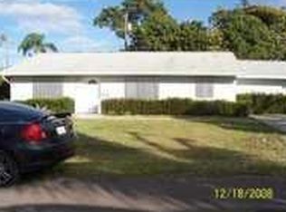 305 SW 5th Ln, Boynton Beach, FL 33435