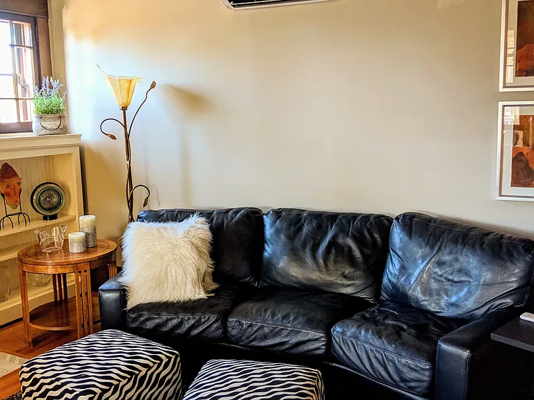 833 Grand Apartments — Photo 30