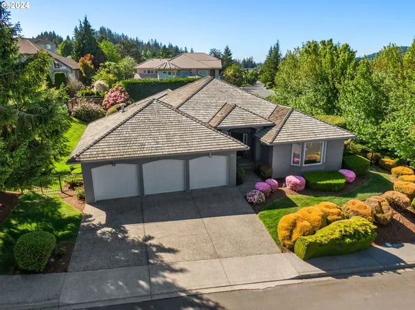 5211 NW Valley Ct, Camas, WA 98607