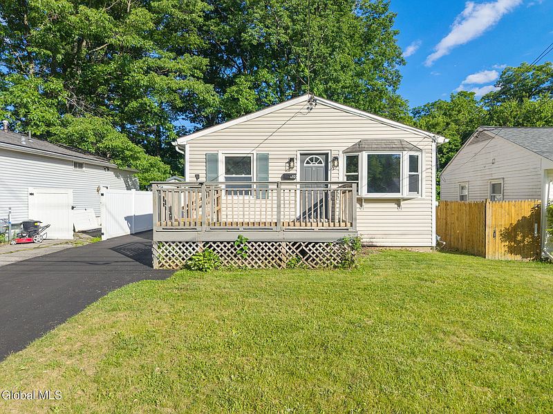 3rd image of 420 Chiswell Road