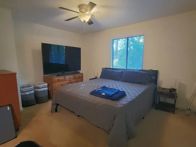 102 Bramble Ct — Photo 9