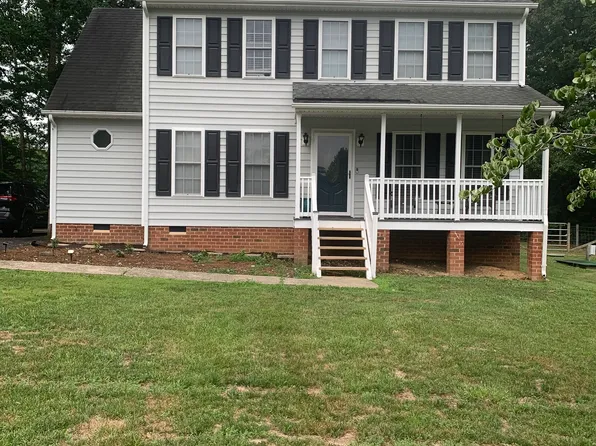 9506 Deerlake Dr, New Kent, VA 23124