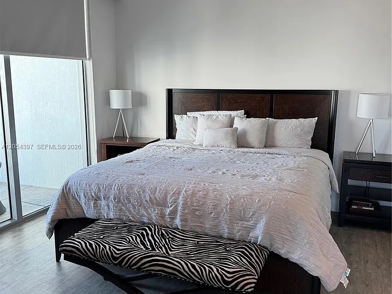90 SW 3rd St #3004 — Photo 5