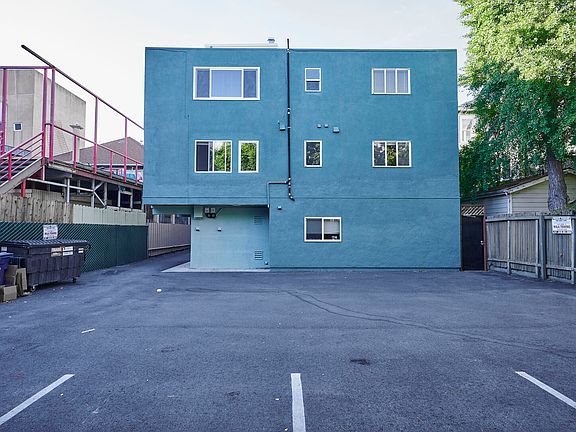 5th image of 2118 Channing Way APT A