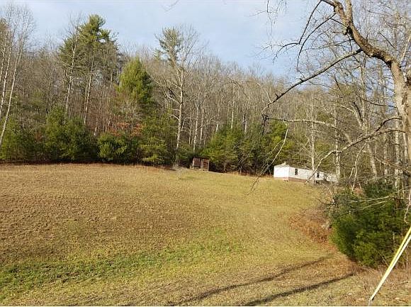 2nd image of 5537 Sink Valley Rd