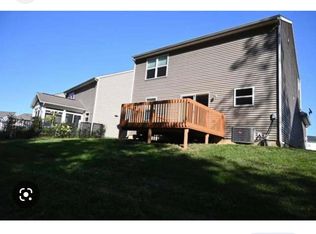8104 Loveridge Dr, Indianapolis, IN 46268